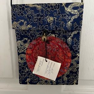 Authentic Silk Chinese NWT Pouch Purse, Purchased in China
